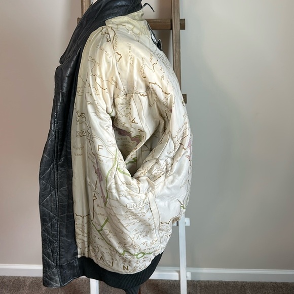 Vintage Woman’s 1990s Leather Jacket Venezia Sportswear with Shoulder Pads GUC - Picture 14 of 17